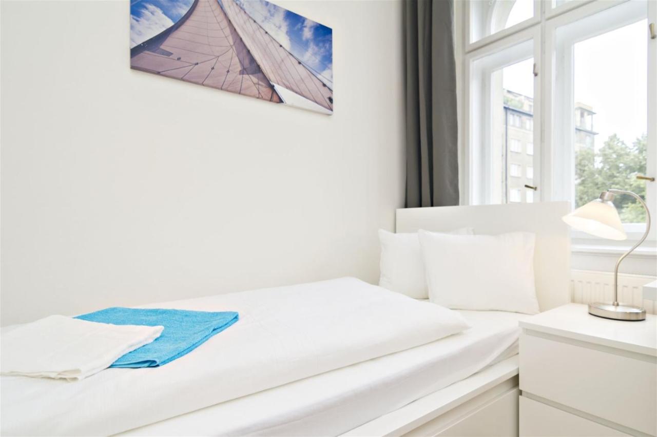 Apartments With 2 Bathrooms- 5 Minutes From Old Town - 102 M2 Prague Extérieur photo