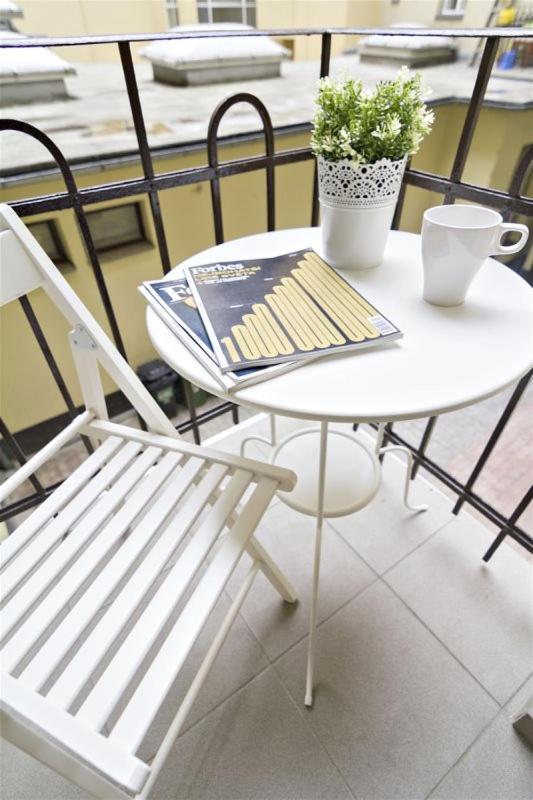 Apartments With 2 Bathrooms- 5 Minutes From Old Town - 102 M2 Prague Extérieur photo
