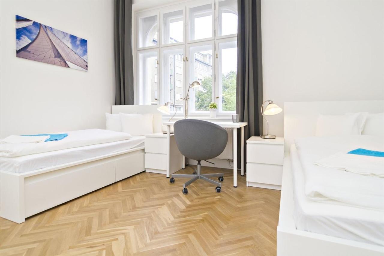 Apartments With 2 Bathrooms- 5 Minutes From Old Town - 102 M2 Prague Extérieur photo